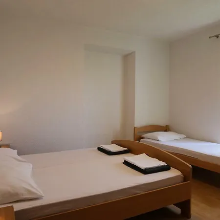 Apartment Apartment In Silo/Insel Krk 13554